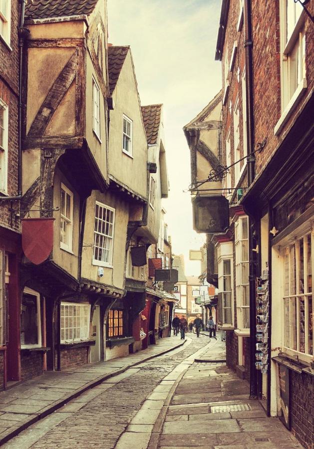 Shambles In The Centre Of York, Sleeps 16