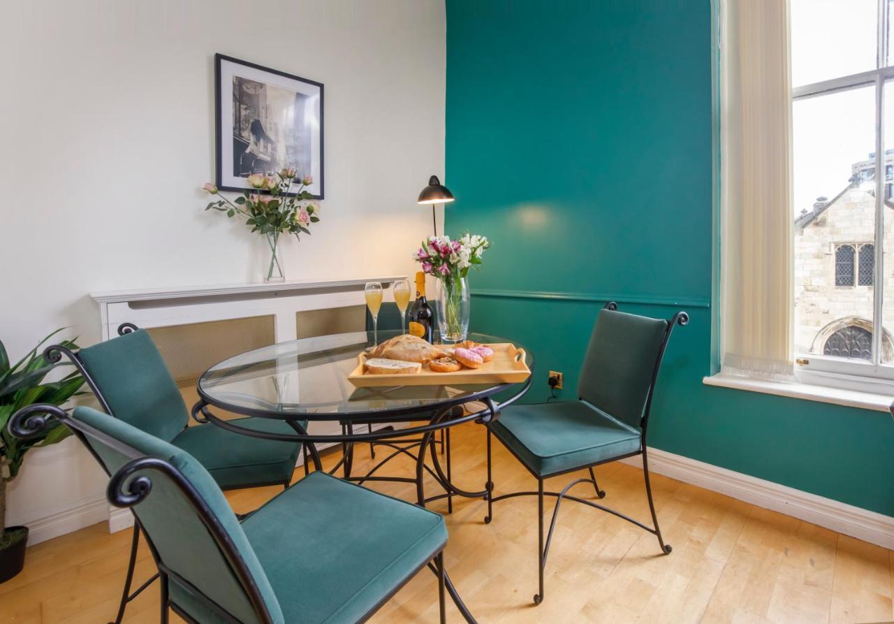 Apartment Shambles In The Centre Of York, Sleeps 16 *