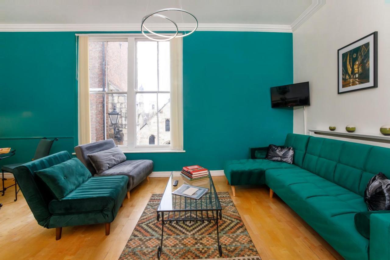 Apartment Shambles In The Centre Of York, Sleeps 16