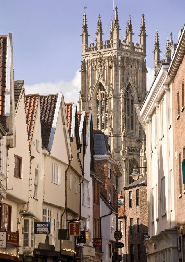 Shambles In The Centre Of York, Sleeps 16 *