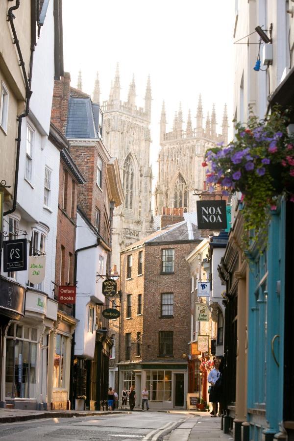 Apartment Shambles In The Centre Of York, Sleeps 16